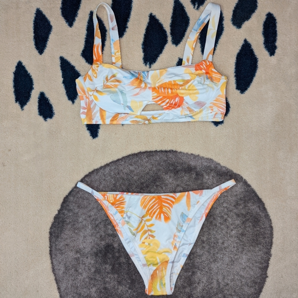 L*Space Tropical Floral Bikini D cup / Large